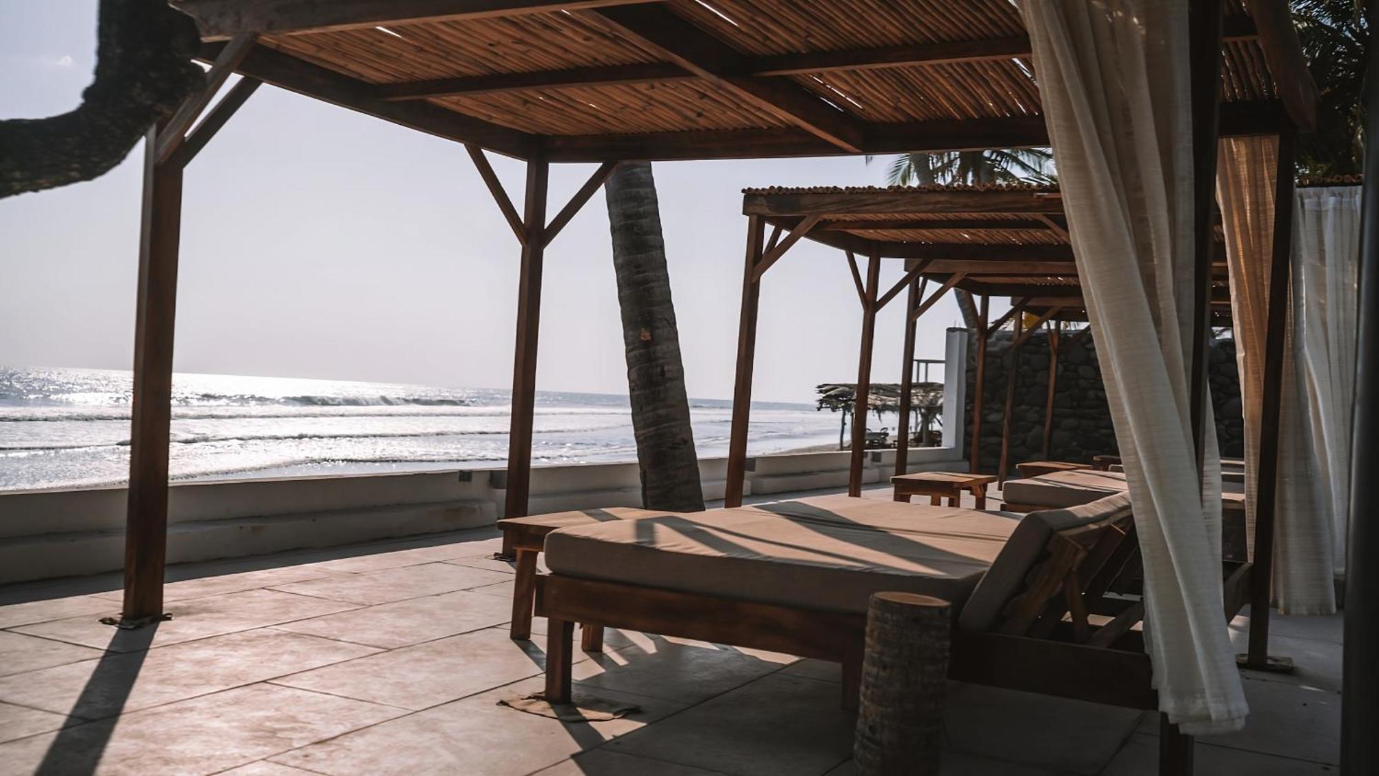 Coco Surf Tropical Village Ла-Либертад Экстерьер фото